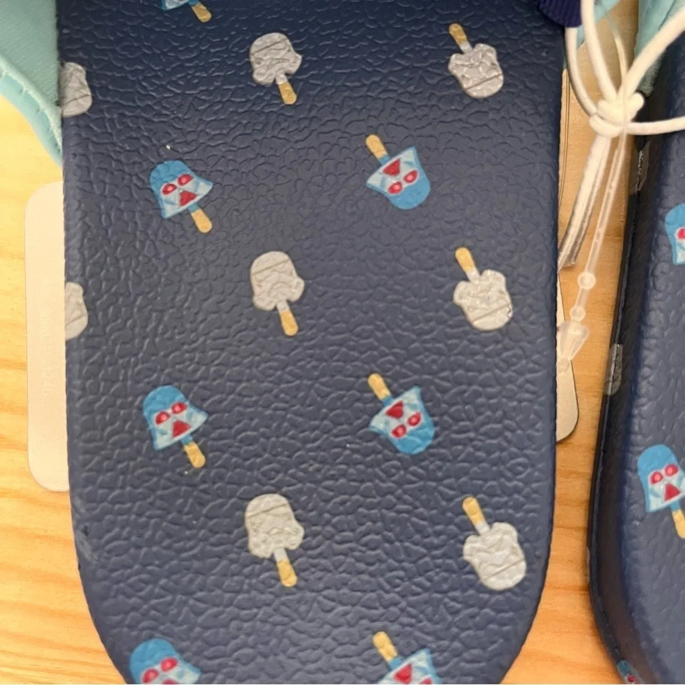 NWT Disneys Star Wars boys slides Sz 9/10 & 11/12 slip on blue darth vader